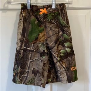 boys o’rageous camo swim trunks